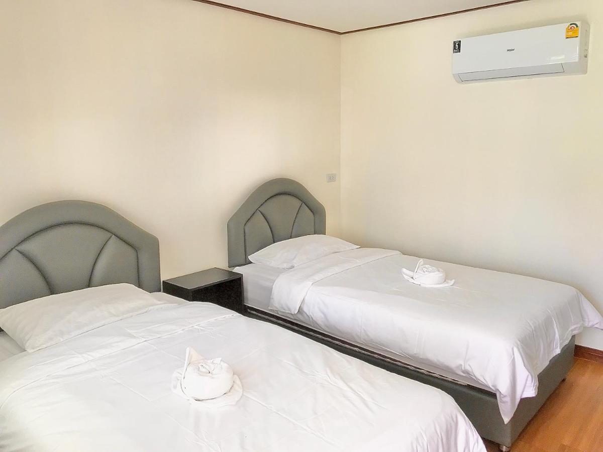 บ้านวิรา ห้องพัก Baan Wira Khon Kaen Esterno foto